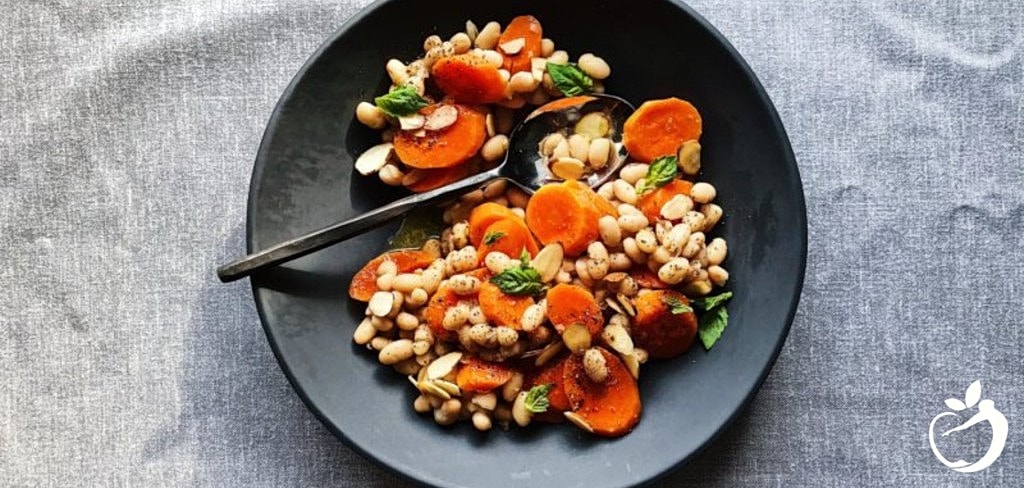 White Bean Salad With Carrots and Basil